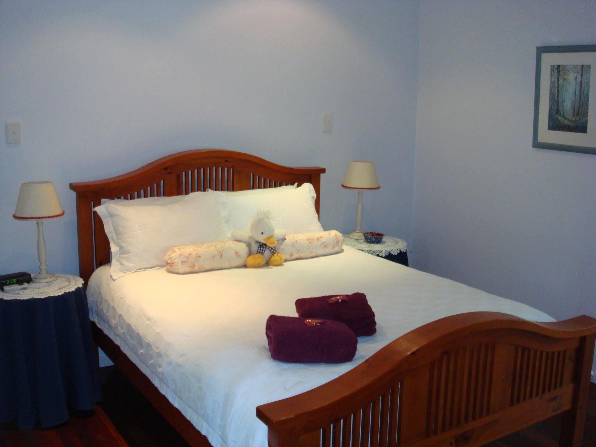 Camelot Boutique Accommodation Маунт Тамборин Екстериор снимка